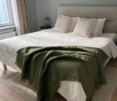 Liljeholmen - Hagersten Apartment | Stylish Waterfront Apt Stockholm