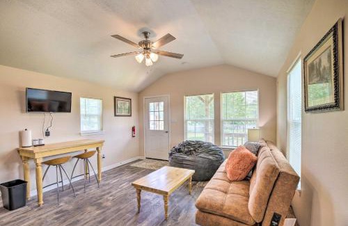 Woodville House | Stylish Woodville Cabin Fishing Dock Access!