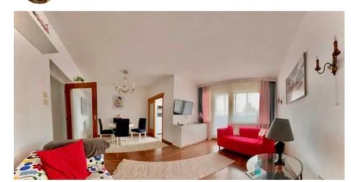 Modling Apartment | Stylish Youthful Condo in the Heart of Mödling, Fiatalos Boldog Otthon Mödling Szivében