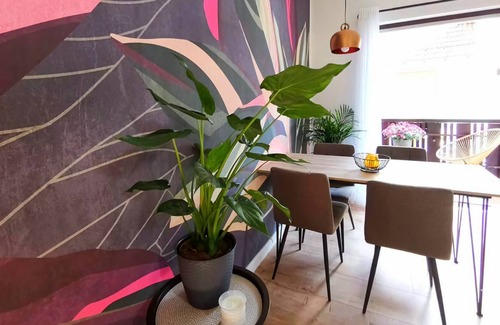 Michelstadt Apartment | Stylishly Designed Apartment: Comfort and Elegance for 6 Guests