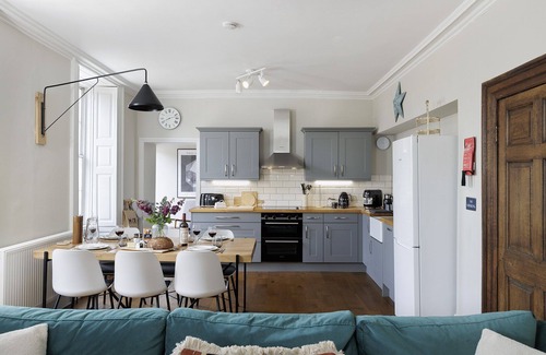 Chipping Norton Apartment | Stylishly presented holiday apartment in the Cotswolds - Molls Yard