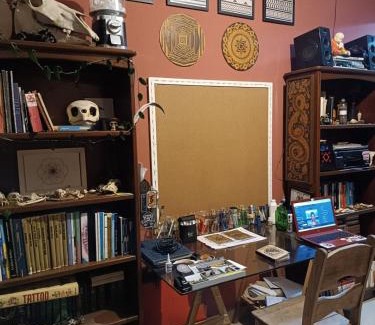 Rio Vermelho Sul House | Suíte Artística Perto da Praia