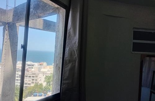 Leme Apartment | Suíte charmosa com vista pro mar