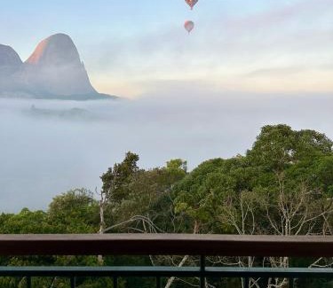 Pedra Azul Apartment | Suíte Vista Azul - Frente para Pedra Azul