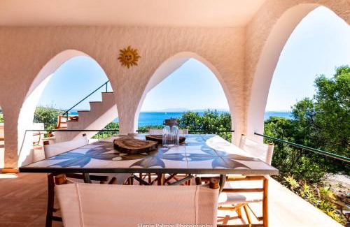 Sant'Antioco Villa | su mari su entu Isola di Sant'Antioco villa con accesso diretto al mare