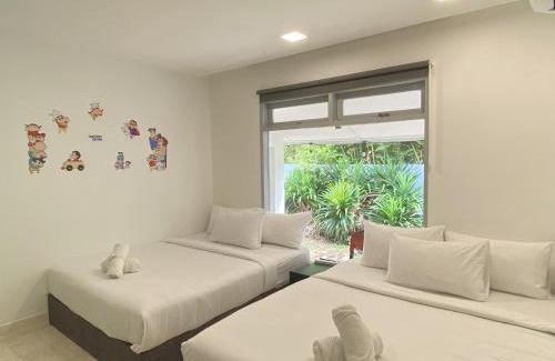 Subang Jaya House | Subang New SemiD near Sunway Lagoon up to 16pax