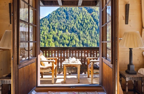 Grimentz Ski Chalet | Sublime 5 Bedrooms Chalet with Jacuzzi Grimentz - By Mrs Miggins