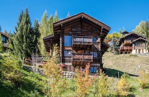 Grimentz Ski Chalet | Sublime 5 Bedrooms Chalet with Jacuzzi Grimentz - By Mrs Miggins