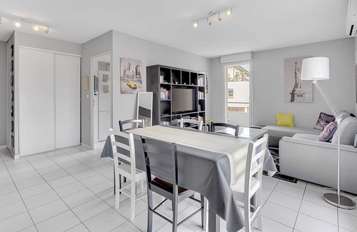 Saint - Michel Apartment | Sublime 64m² With 2 Balconies For 6 In Toulouse