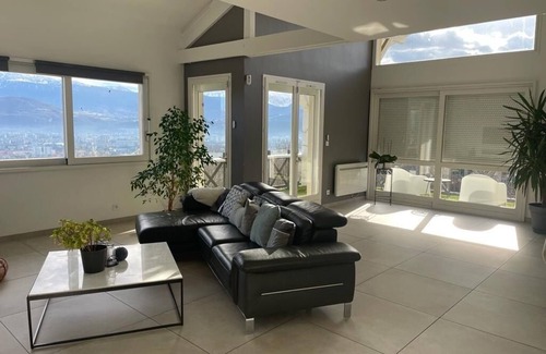 Seyssinet-Pariset House | Sublime Villa Moderne Vercors