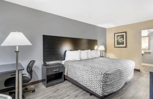 Southwest Orlando Hotel | Suburban Studios International Drive