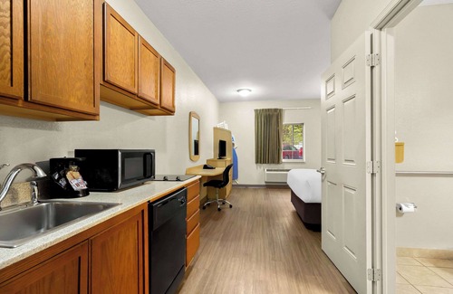 Morgantown Hotel | Suburban Studios Morgantown