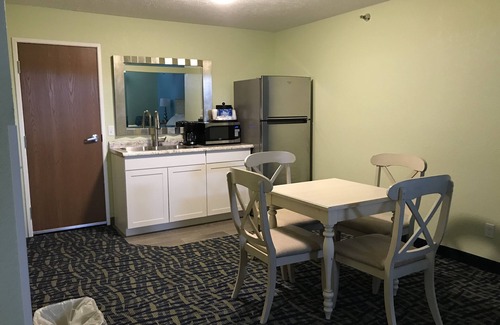 Traverse City Hotel | Sugar Beach Resort Hotel