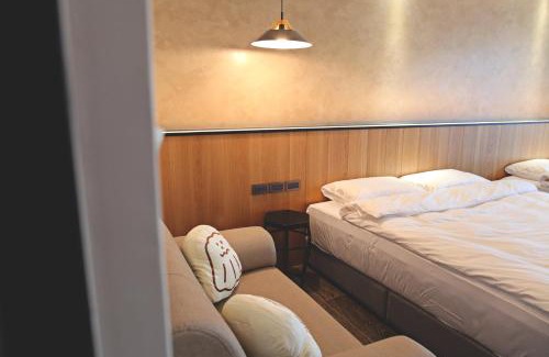 Magong House | Sugar Island Inn