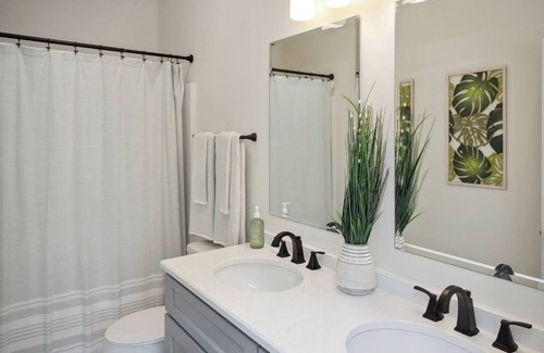 Kahuku House | Sugar Mill Shore, A/C, Modern Finishes