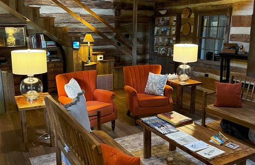 Vesuvius Bed & Breakfast | Sugar Tree Inn