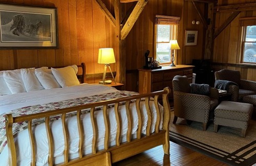 Vesuvius Bed & Breakfast | Sugar Tree Inn