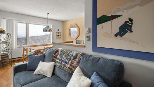 Waitsfield Apartment | Sugarbush Snowside Condo 14