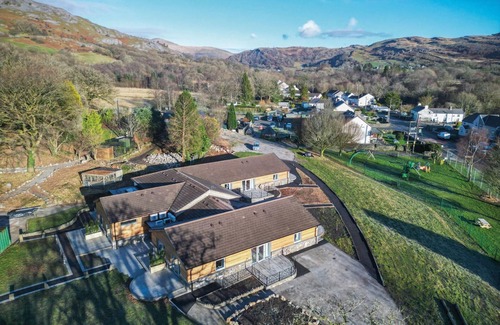 Pen-y-cae Apartment | Suite 5 - Sleeping Giant Hotel - Pen Y Cae Inn