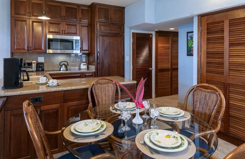 Estate Enighed Condo | Suite 9A - Gallows Point Resort Oceanfront Lower 1BR By Suite St. John Villas