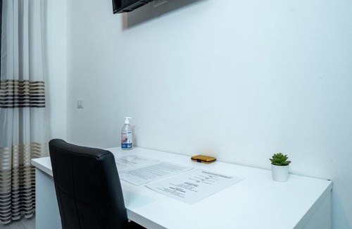 Mirandola House | Suite a due passi dal Duomo con Netfilx e WiFi