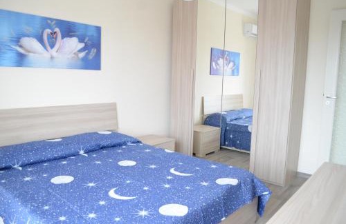 Fondachello Apartment | Suite Alba - charme e relax con luce del mattino