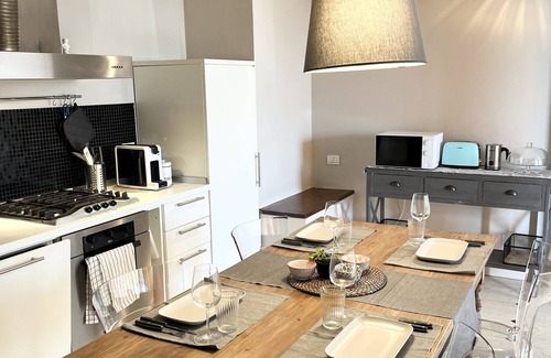 Arezzo Apartment | suite apartment in residence with swimming pool in the Tuscan countryside.