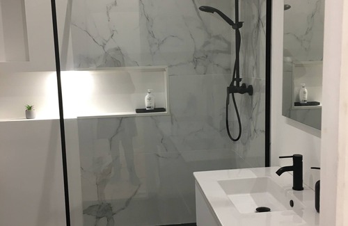 Vauban Apartment | Suite Chic à Vauban
