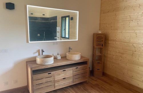 Montreuil-sur-Epte House | Suite climatisée de 120 m2 avec spa de nage, sauna et balnéo