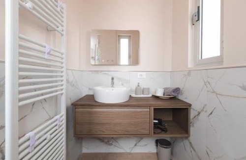 Trieste Old Town Apartment | Suite Corso Italia con Balcone nel Cuore di Trieste