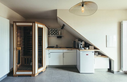 Bouvet Island Apartment | Suite de l'Etoile with private jacuzzi and Sauna in Normandy