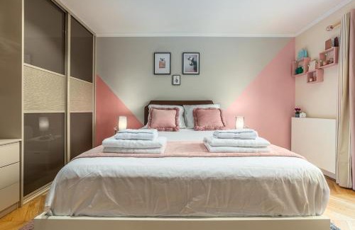 Epone House | SUITE ET CHAMBRES COSY CHEZ A&M -ELEGANT HOME, CALME, CAMPAGNE, PARKING gratuit