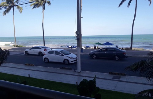 Jatiuca House | Suite facing the sea, on the top floor of the Ritz Suites Home Service Hotel.