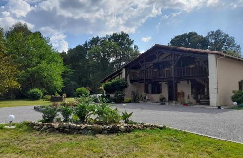 Lacquy House | Suite familiale 2 chambres communicantes et piscine
