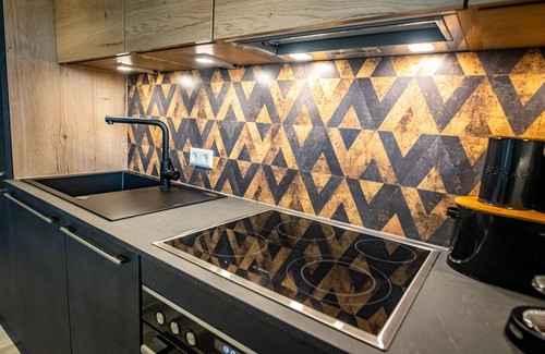 Waggershausen Apartment | Suite-Family-Private Bathroom-Mountain view