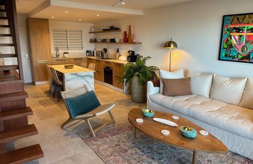 Lurin Apartment | Suite Gouverneur at the Colony Club & View of Gustavia