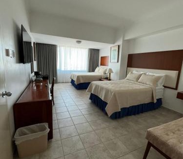 Salinas Apartment | Suite Hotel Colon Salinas
