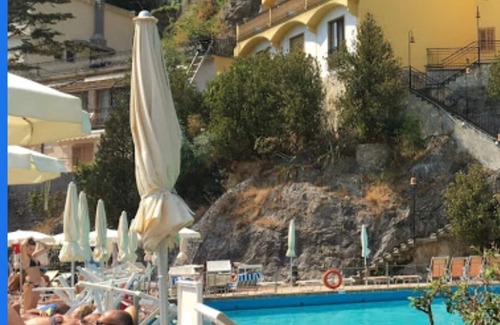Positano Hotel | SUITE IN 4 STAR HOTEL WITH VERANDA
