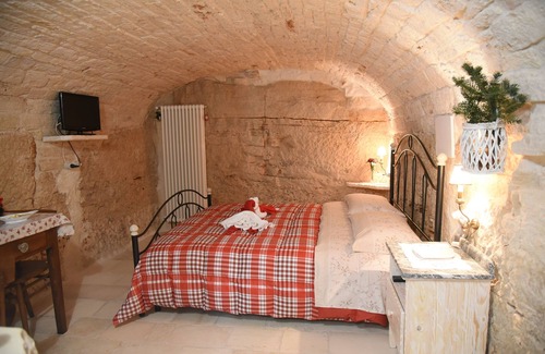 Alberobello Bed & Breakfast | Suite in rock(suite no vieu)