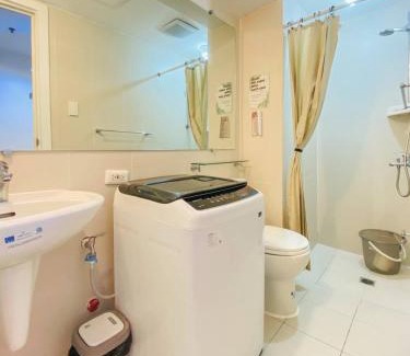 Bacolor Hotel | Suite In The Bali By Lucky A at Azure North San fernando Pampanga