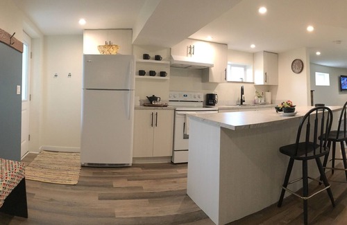 BX Other | Suite in the country. 90 day minimum stay.