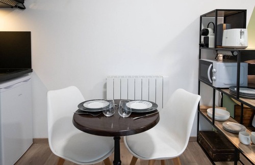 La Demi - Lune Apartment | Suite Kella 1 - Lovely renovated studio