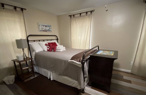 Willis Cabin | Suite located on a beautiful 26 acre property