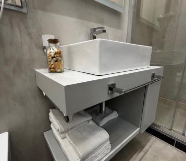 Sabaudia Apartment | SUITE & LOFT guest house