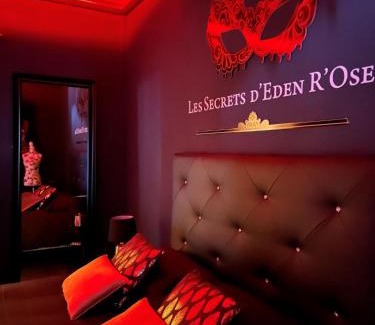 Limoges Apartment | Suite Love Room Les Secrets d'Eden Rose- escapade romantique à 2