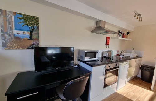 Maidstone Apartment | Suite near Maidstone High Street