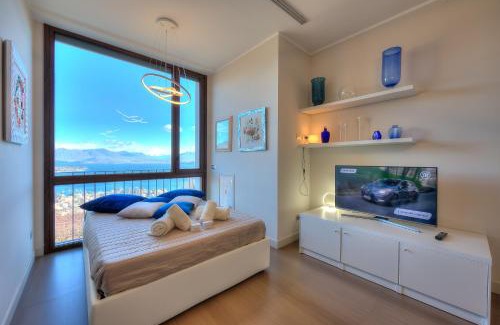 Meina Apartment | Suite on The Lake - Happy Rentals