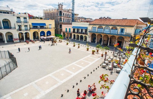 Old Havana Hotel | Suite Plaza Vieja, "Luxury Holiday in Old Havana"
