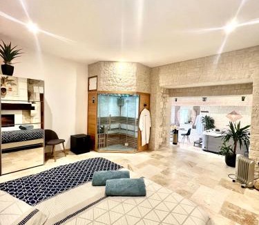Saint-Nexans House | Suite Privative Jacuzzi Sauna de la Villa Del Castagnol