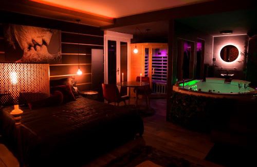 Saint-Blimont House | Suite Romantique avec Spa Privatif Sauna & Ambiance cosy Baie de Somme
